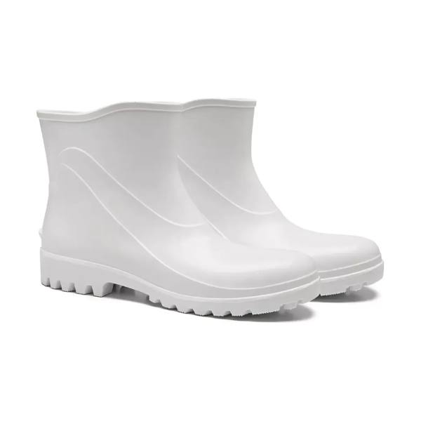 Bota de PVC Cano Curto – Branca | Impermeabilidade Leve e Proteção Antiderrapante NR-6