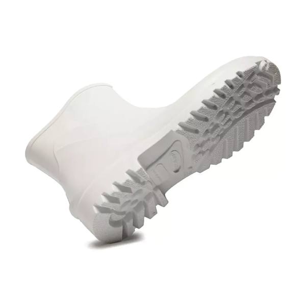 Bota de PVC Cano Curto – Branca | Impermeabilidade Leve e Proteção Antiderrapante NR-6